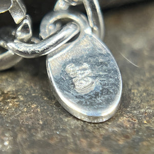 Necklace in silver with green stones