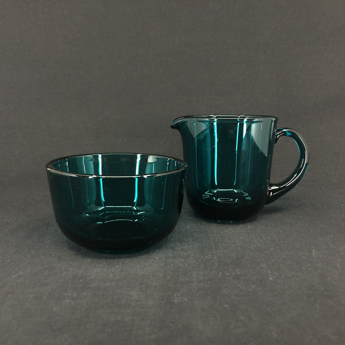 Sugar bowl and cream jug by Kaj Franck