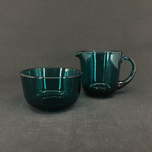 Sugar bowl and cream jug by Kaj Franck