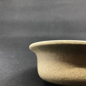 Ildpot form af Grethe Meyer for Royal Copenhagen
