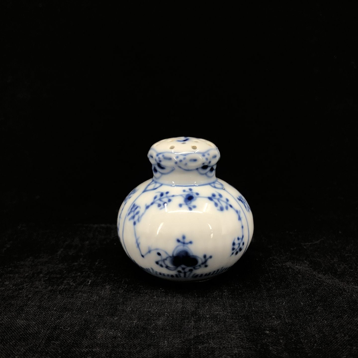 Musselmalet Halvblonde peberbøsse