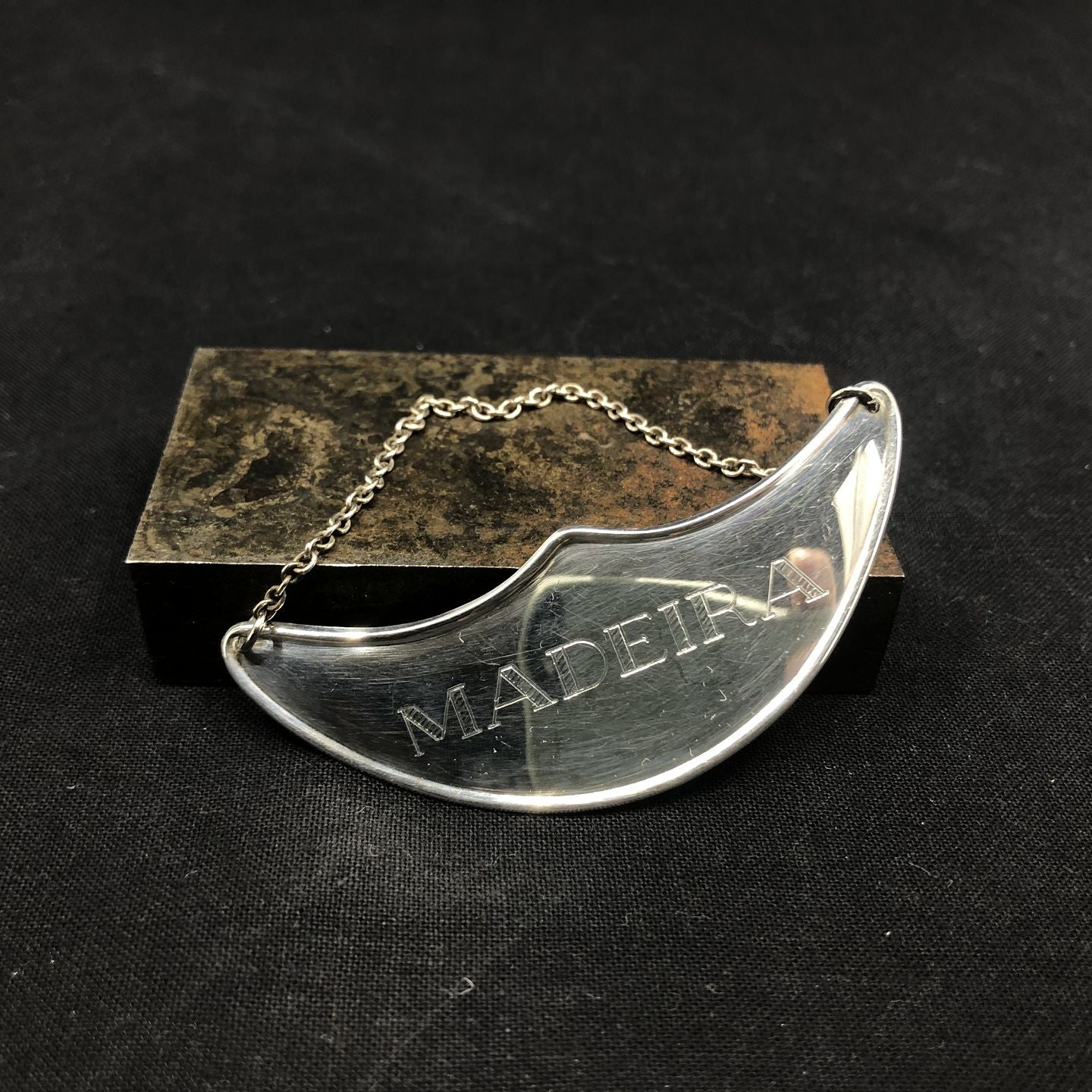 Madeira bottle sign in silver