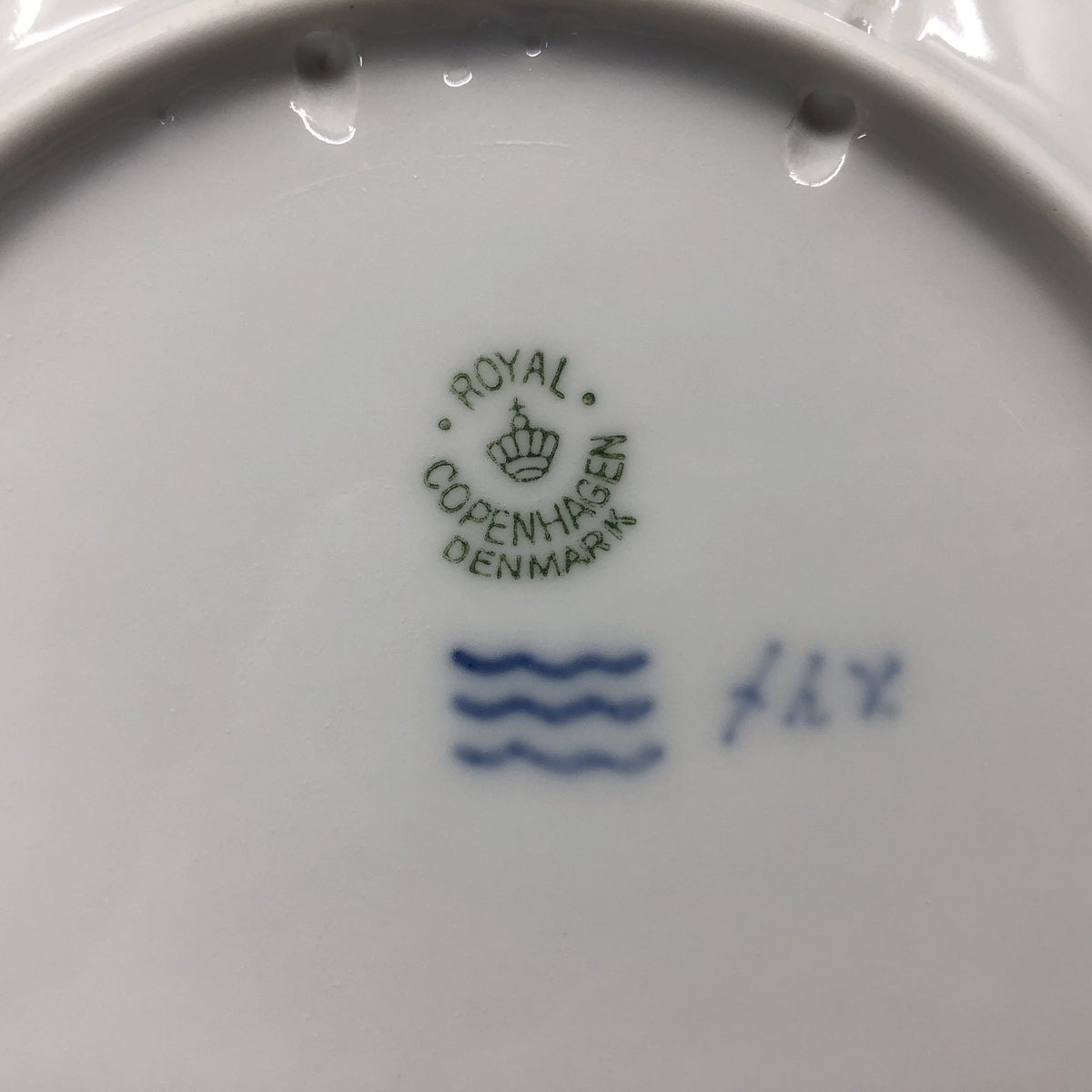 Royal Copenhagen Christmas plate 1932