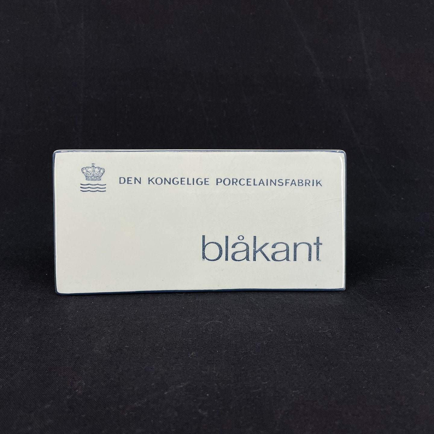 Blåkant forhandlerskilt