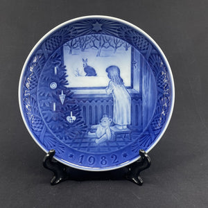 Royal Copenhagen Christmas plate 1982
