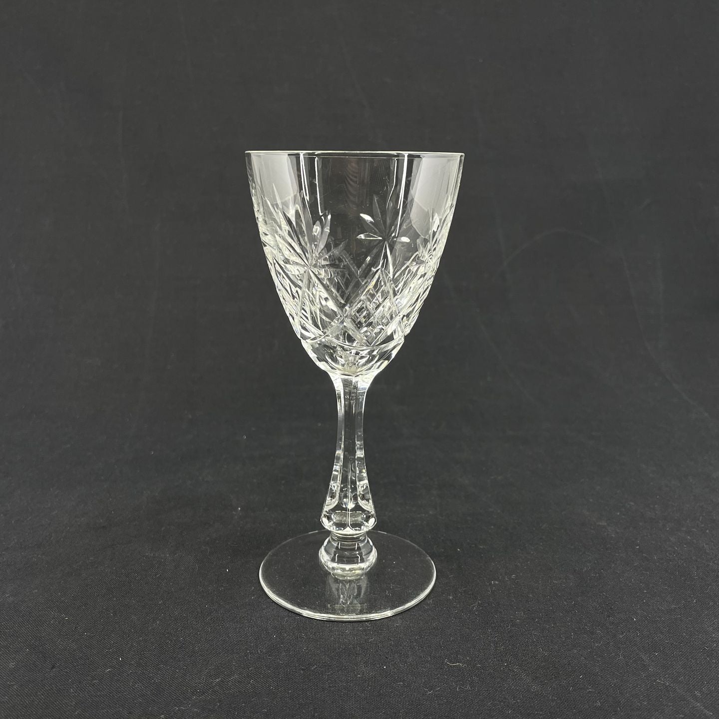 Annette white wine glass 15 cm.
