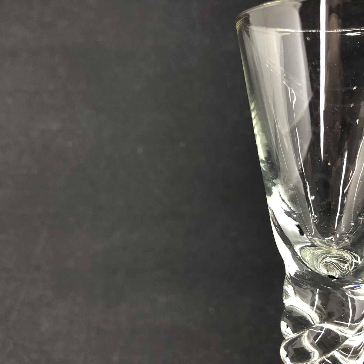 Amager snapseglas, 22 cm.