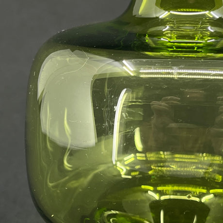 Majgrøn vase fra Holmegaard, 13 cm.