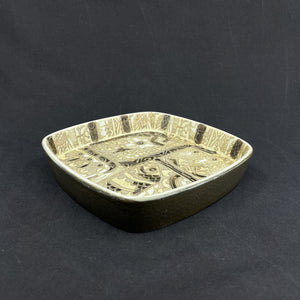 Brown baca bowl