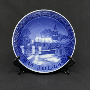Royal Copenhagen Christmas plate 1948