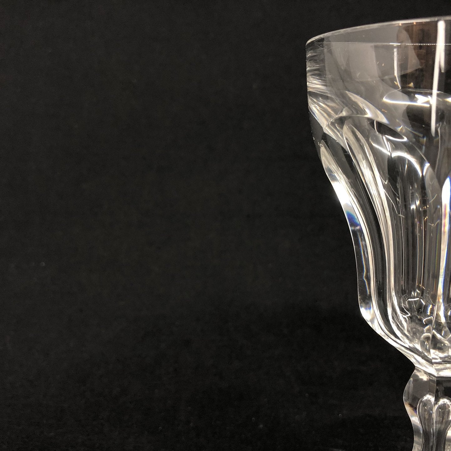 Bourgogne Lalaing glass
