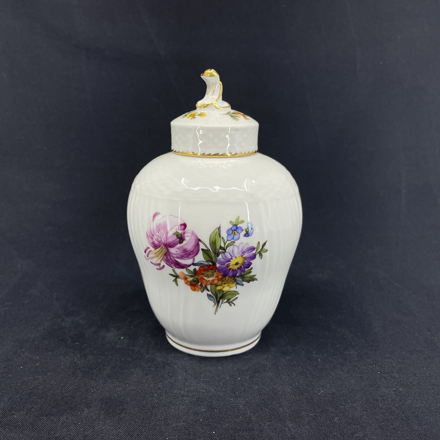 Fuld Saksisk Blomst tedåse