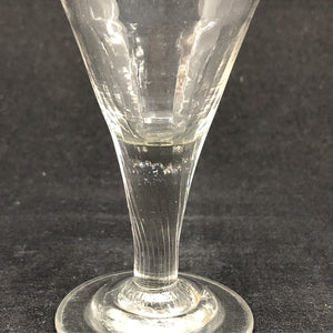 Holmegaard snapseglas nr. 28, perfekt stand.