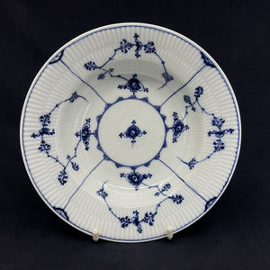 Musselmalet Riflet dyb tallerken fra 1790'erne