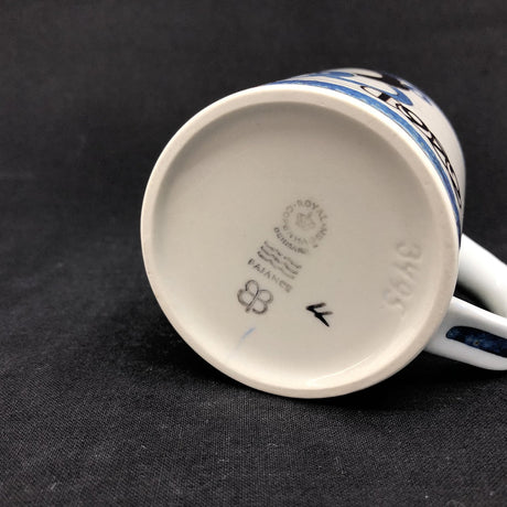 Royal Copenhagen small vintage mug 1972