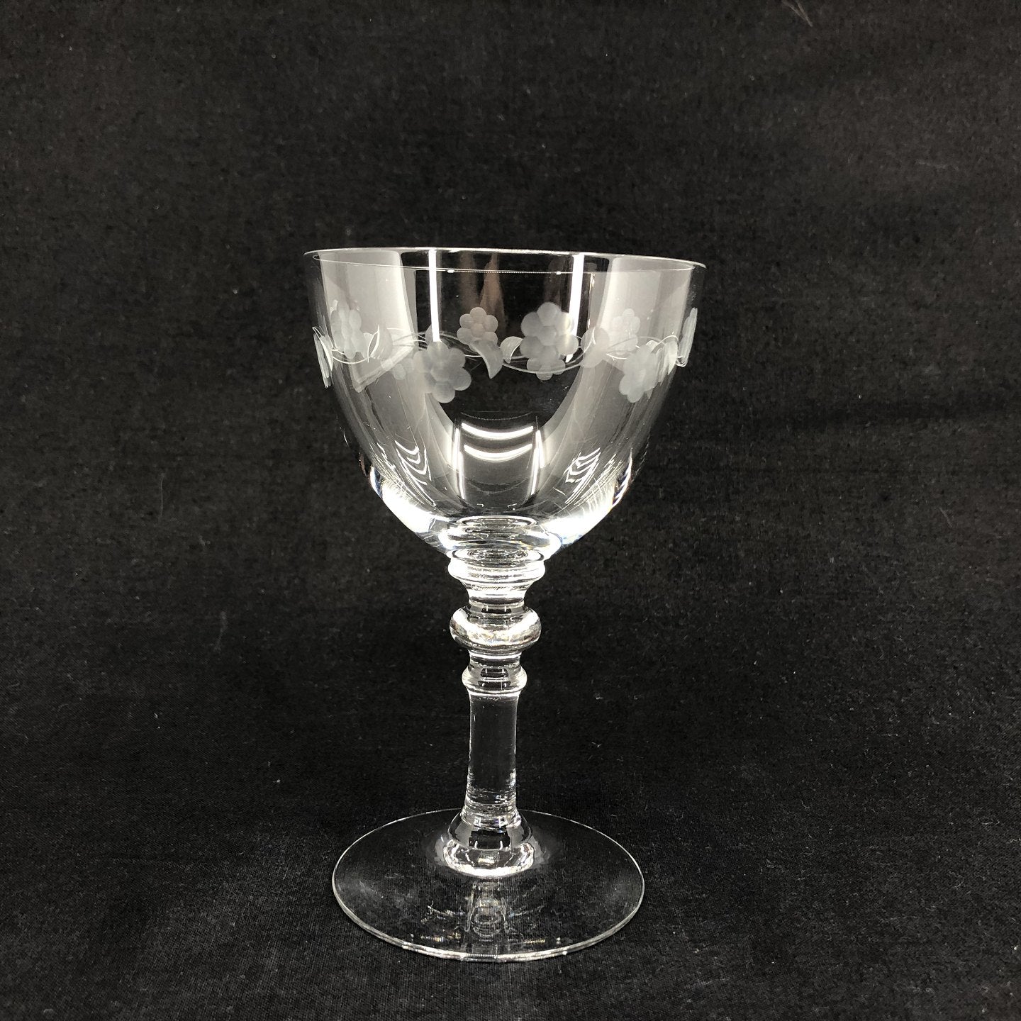 Rosenborg red wine glass
