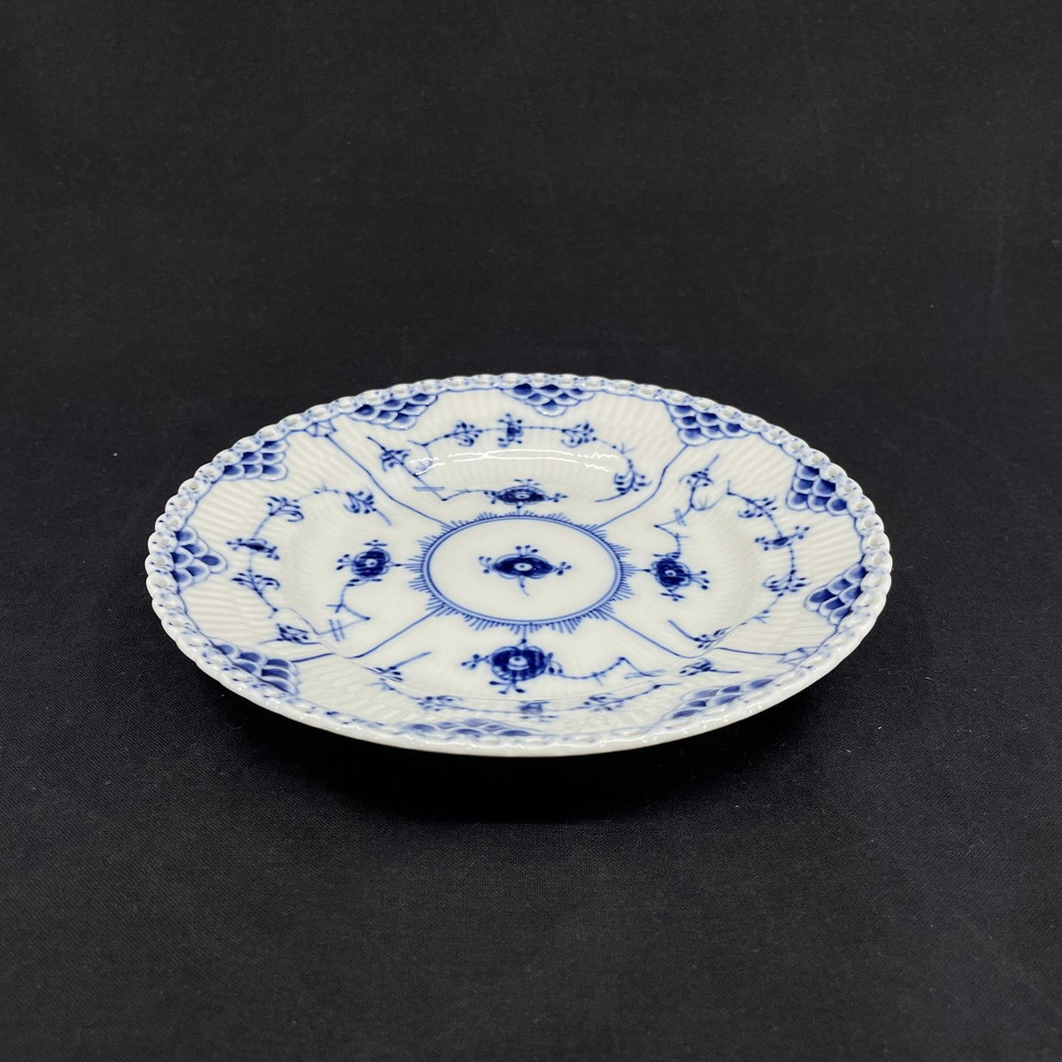Helblonde kagetallerken, 1/1087, 1. sortering