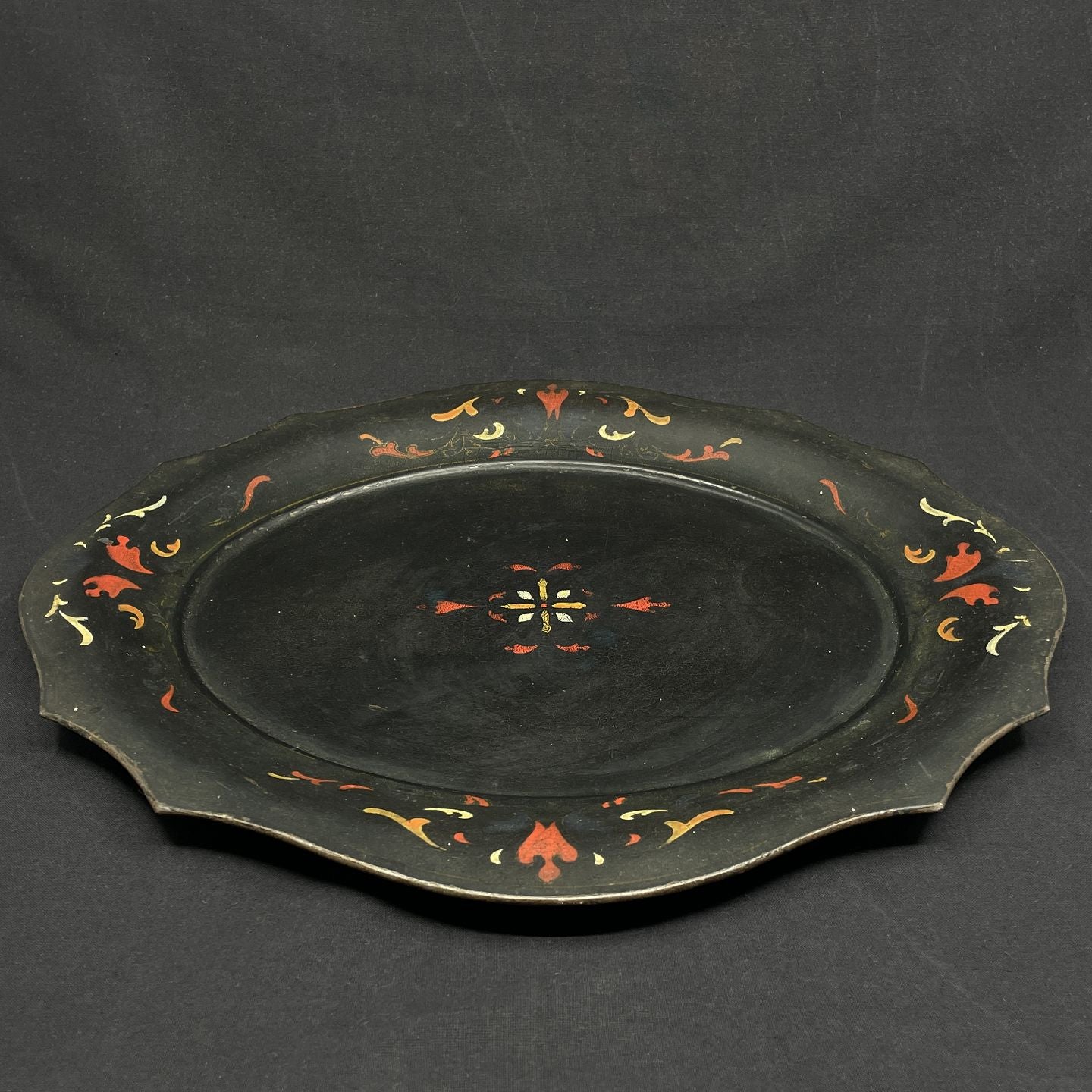 Bakke i metal fra 1880'erne