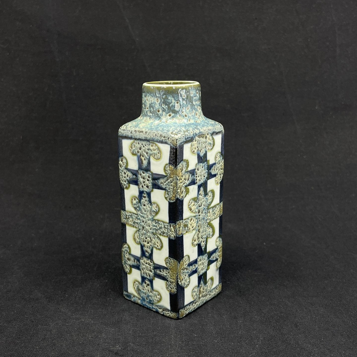Royal Copenhagen baca fajance vase, grøn