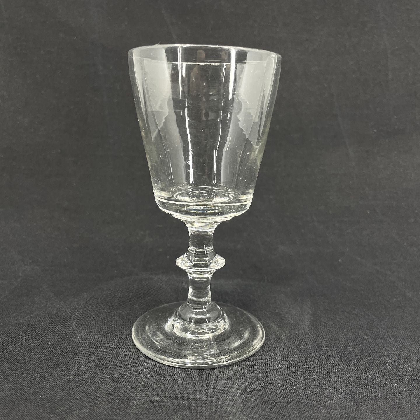 "Berlinois" drinking glass