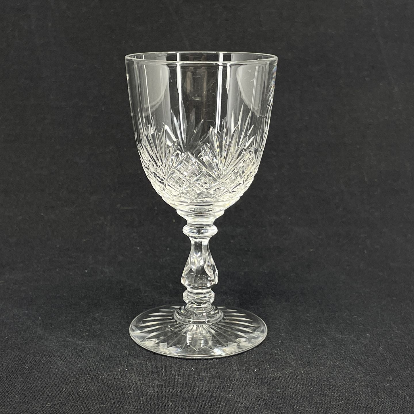 Massenet red wine glass from Saint Louis