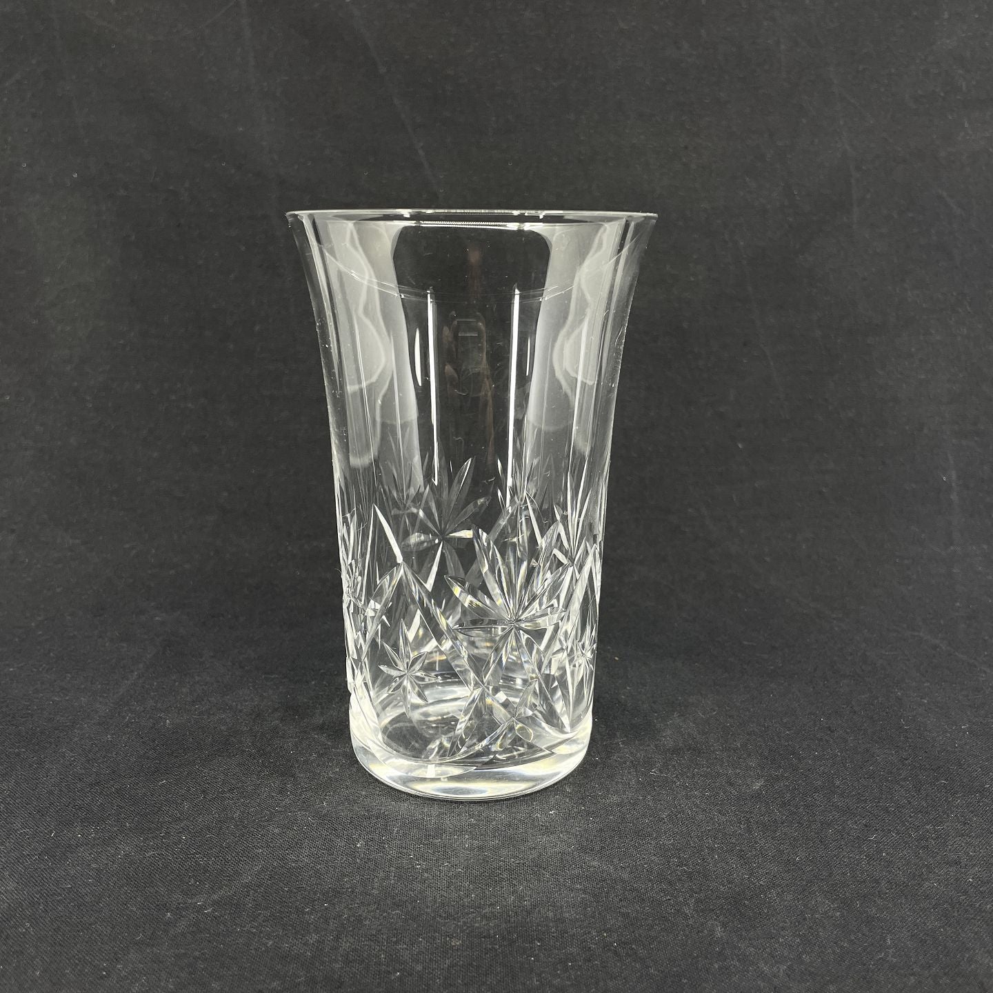 Serge beer glass with curved rim