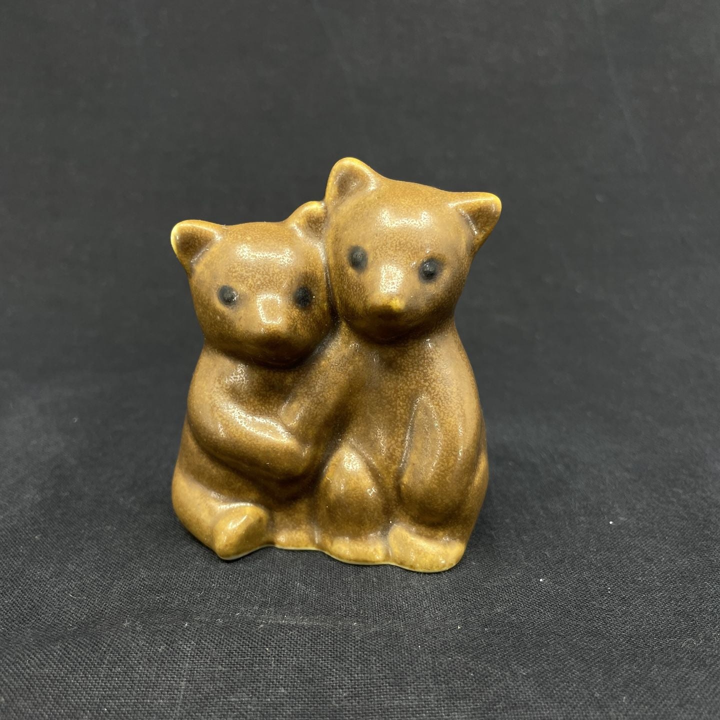 Knud Basse bear cubs