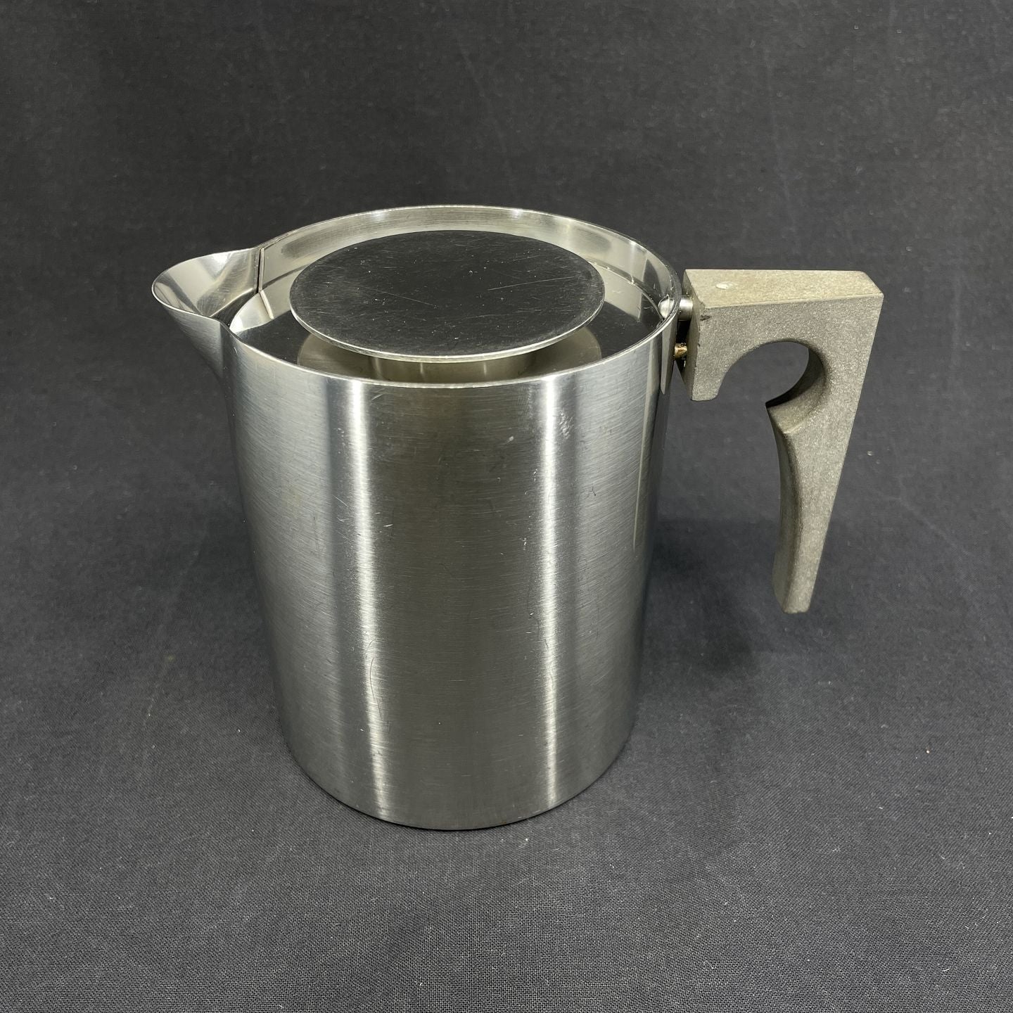 Lille Stelton Cylinda-Line kaffekande