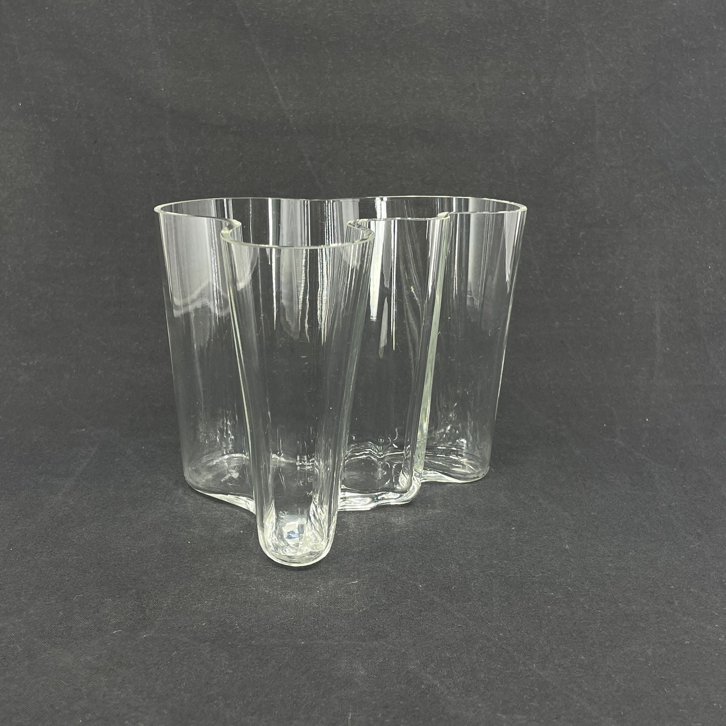 Alvar Aalto Savoy vase, 16 cm.