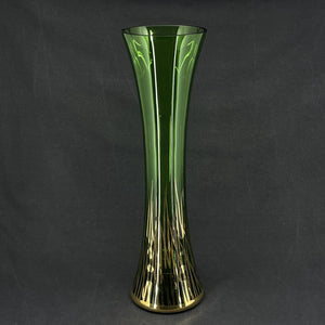 Høj ædelgrøn vase