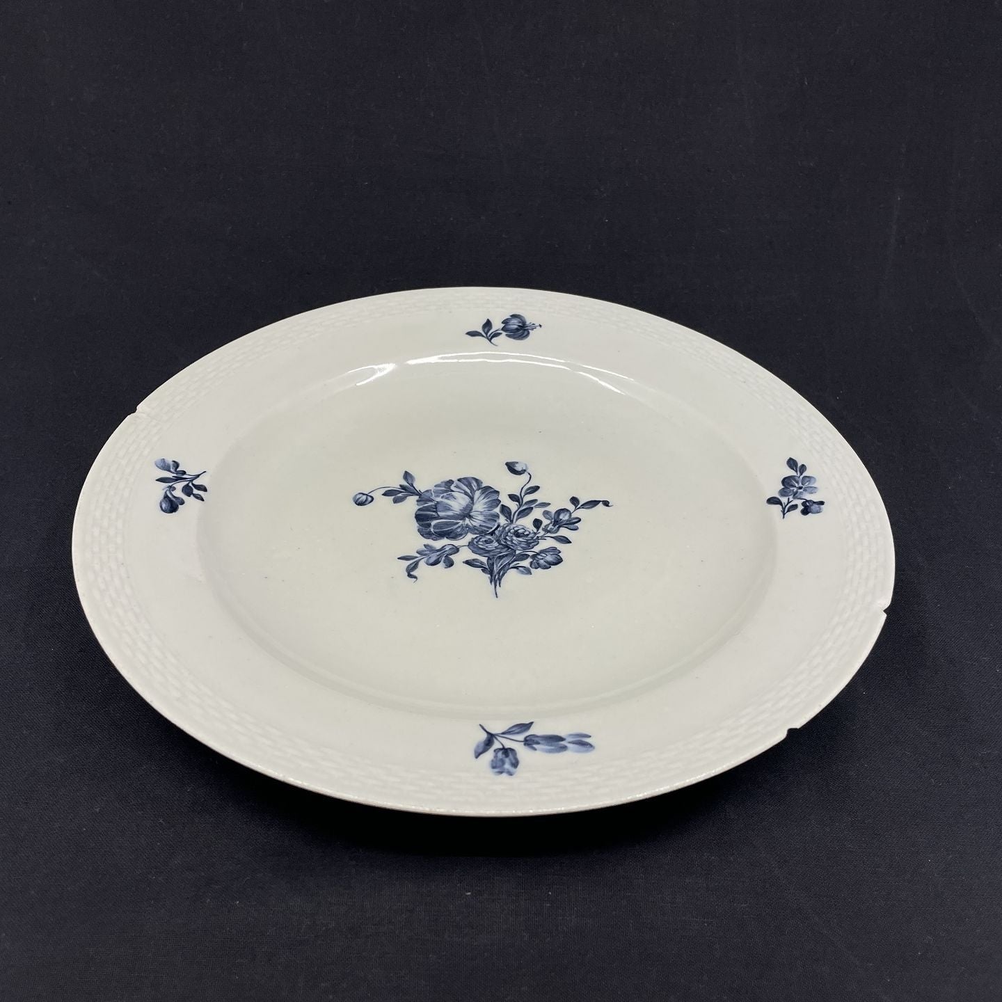 Antique Blue Flower Dinner Plate, 1800-1809