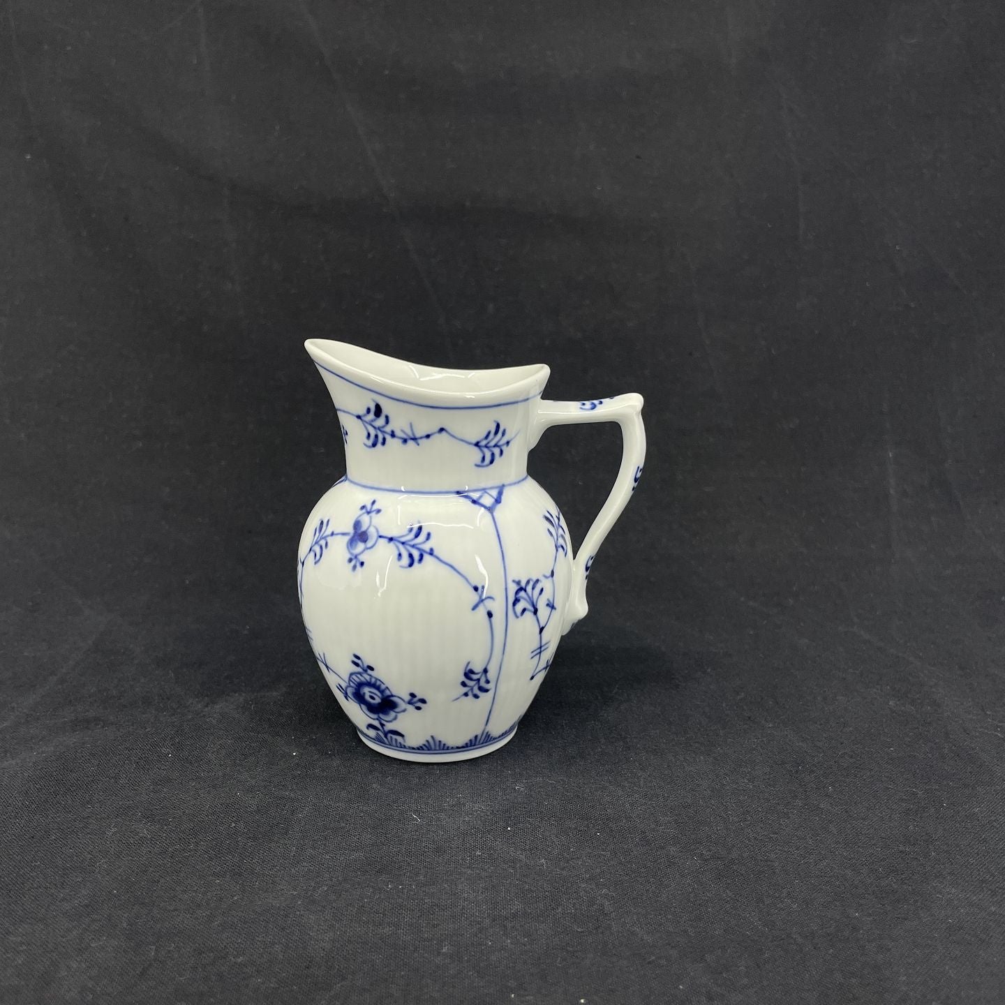 Musselmalet Riflet flødekande