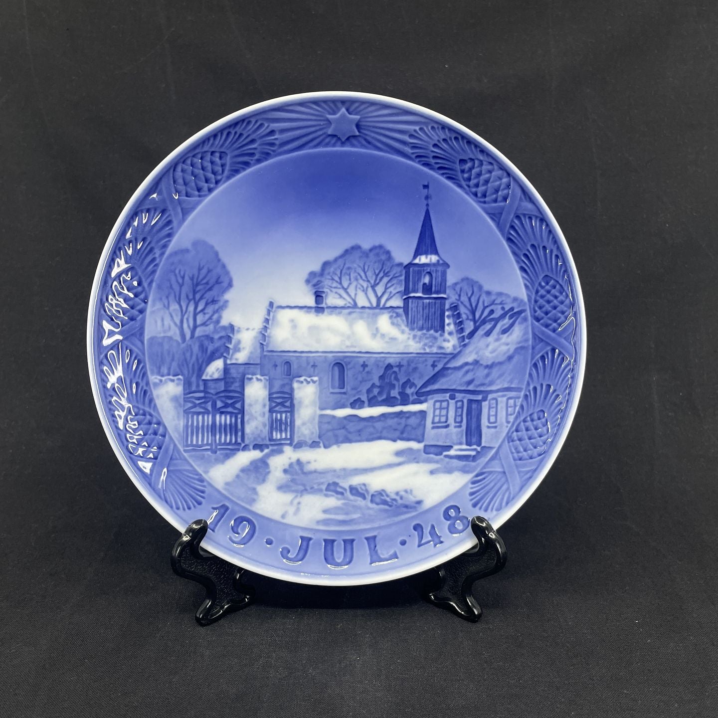 Royal Copenhagen Christmas plate 1948
