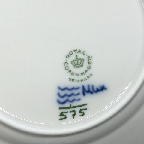 Mussel painted half lace cake plate 15.5 cm.