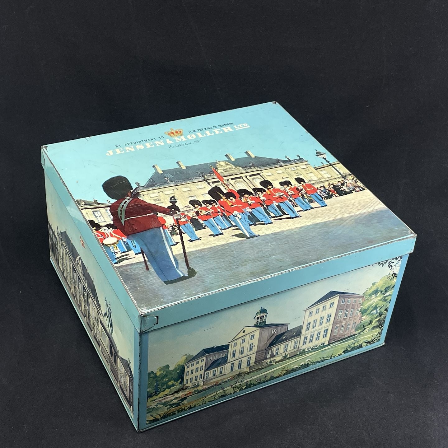 Large tin from Jensen & Møller