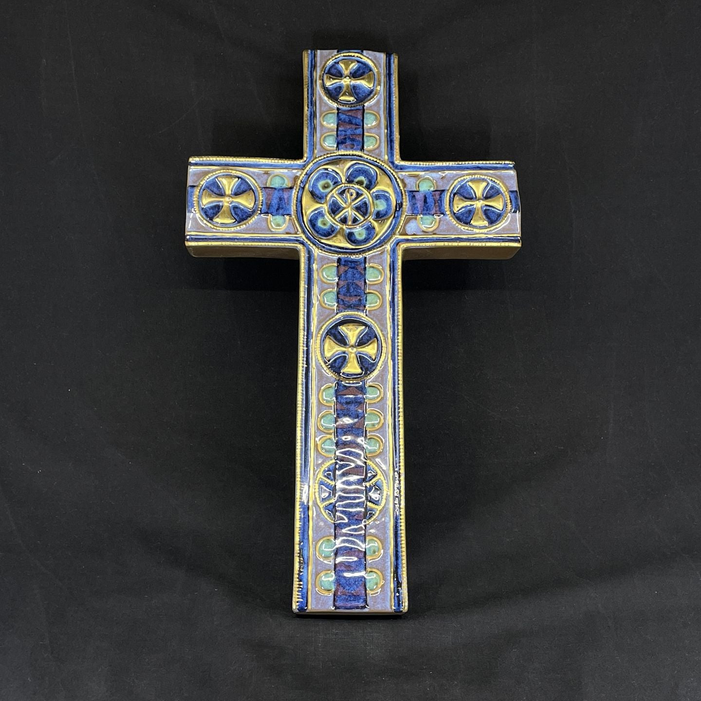 Aluminia gilded cross, purple