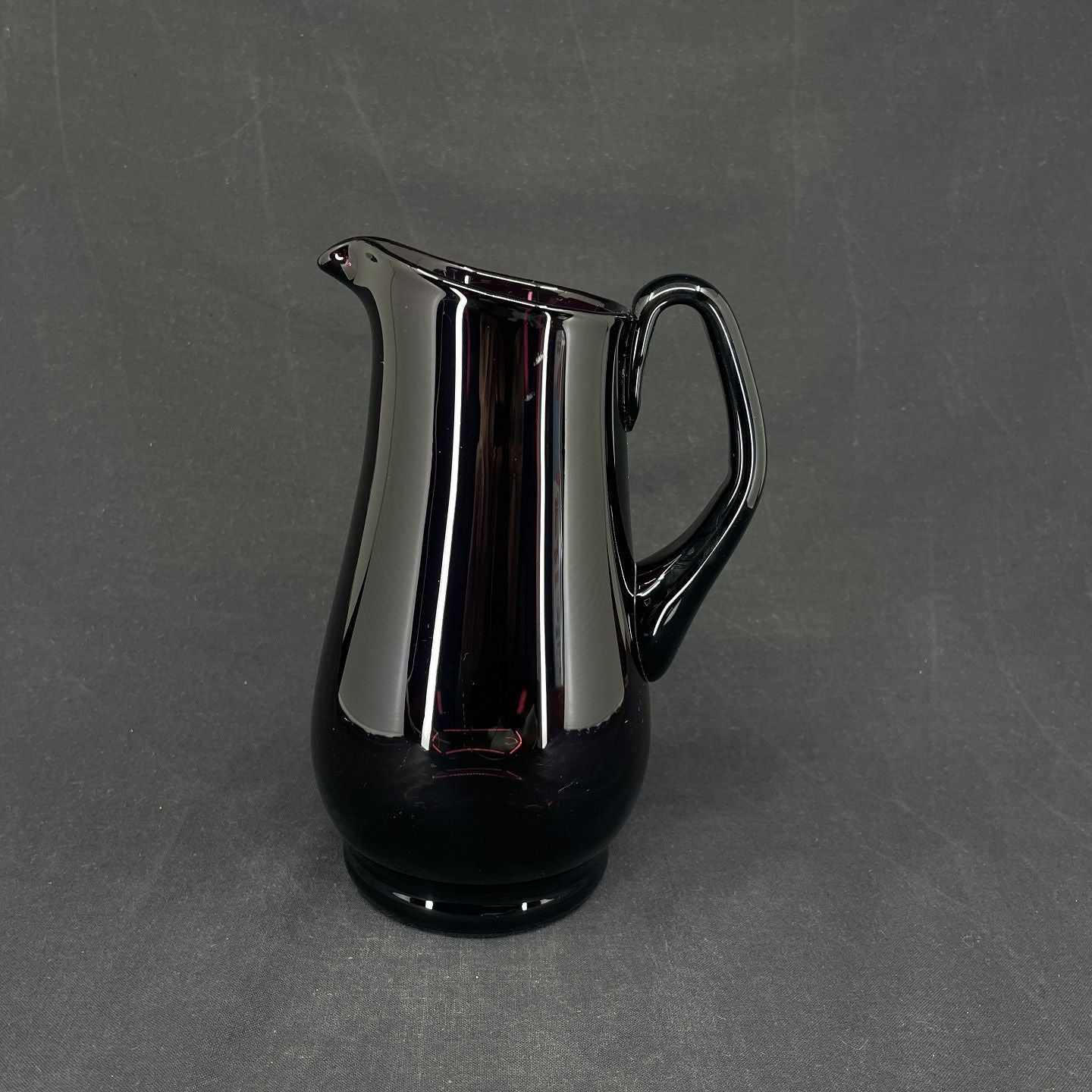 Mangan Holmegaard glass jug, 20 cm.