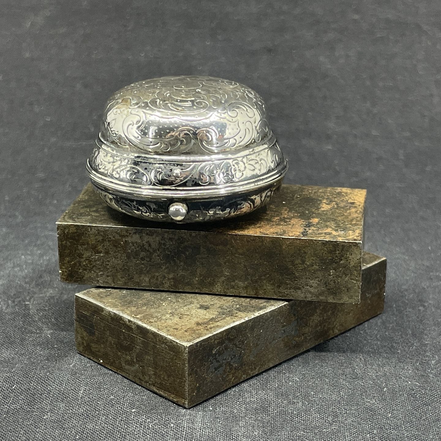 English box in silver from 1817