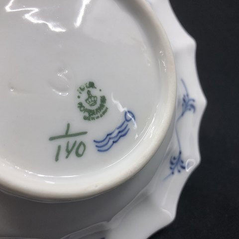 Mussel painted Fluted frill bowl