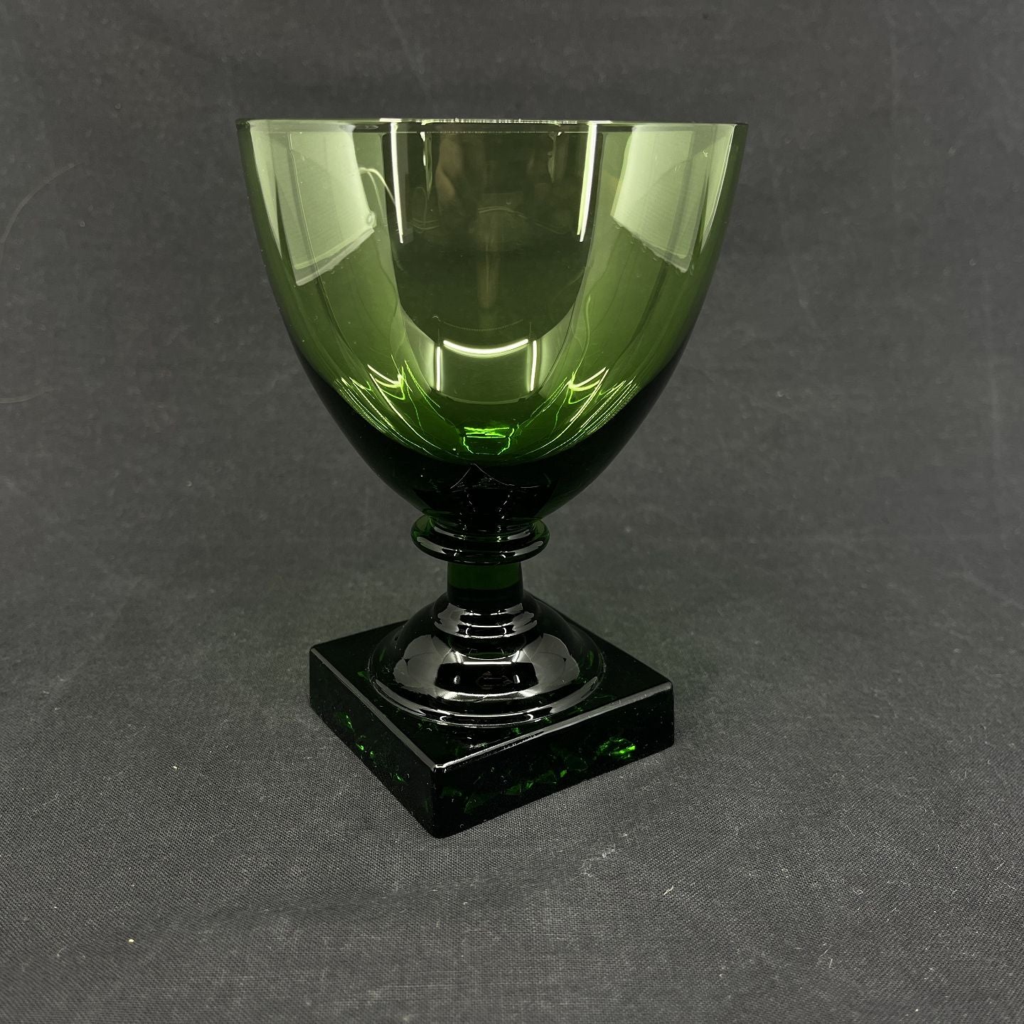 Gorm the Old red wine glass, green