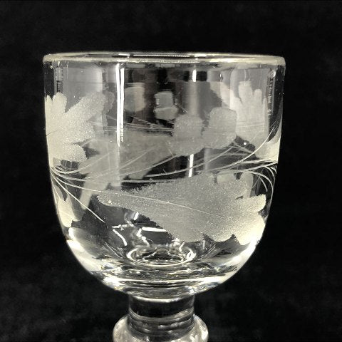 Oakleave schnapps glass from Holmegaard
