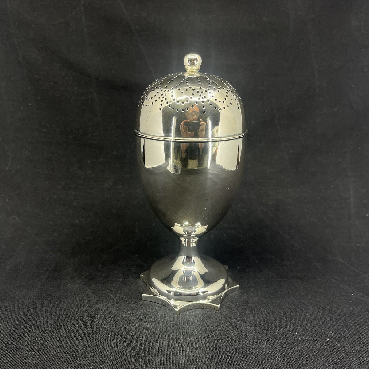 Potpourri jar from the late 18th century