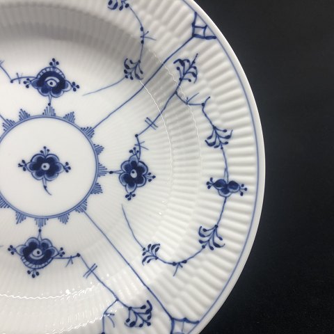Ekstra flad Musselmalet Riflet dyb tallerken, 25 cm.