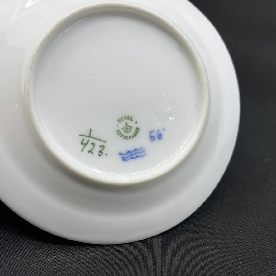 Blue Fluted Plain underdish for pâté cup 1/423