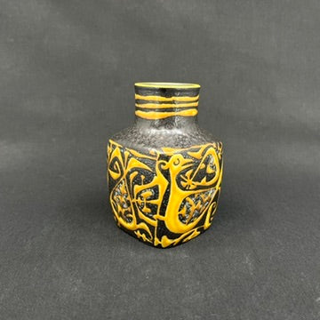 Gul Baca vase fra Royal Copenhagen, 714/3361