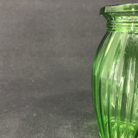 Lysegrøn vase fra Holmegaard