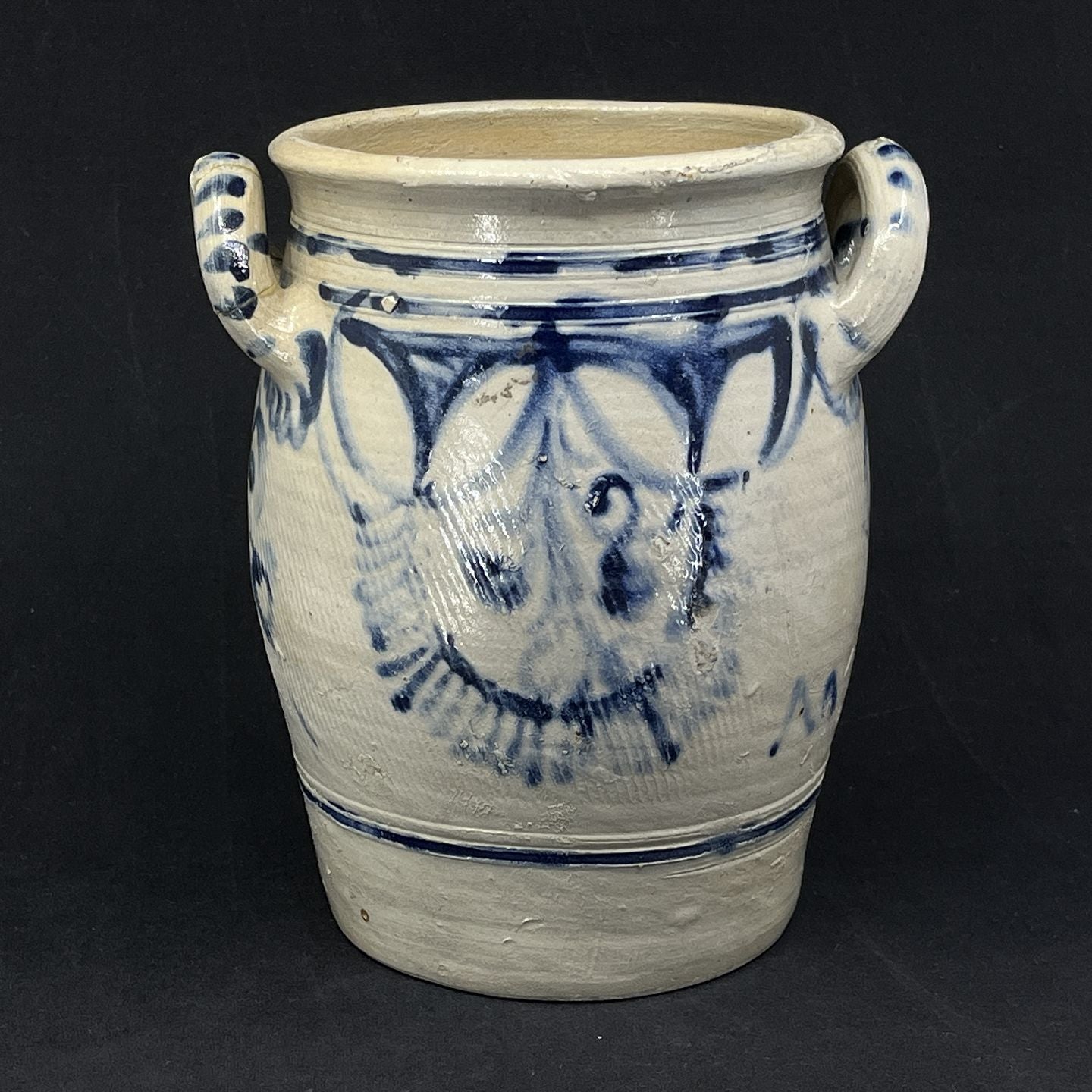 Unusually decorated salt-glazed jar from the 18th century