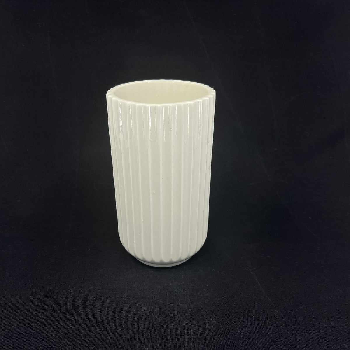 Hvid Lyngby vase, 15 cm.