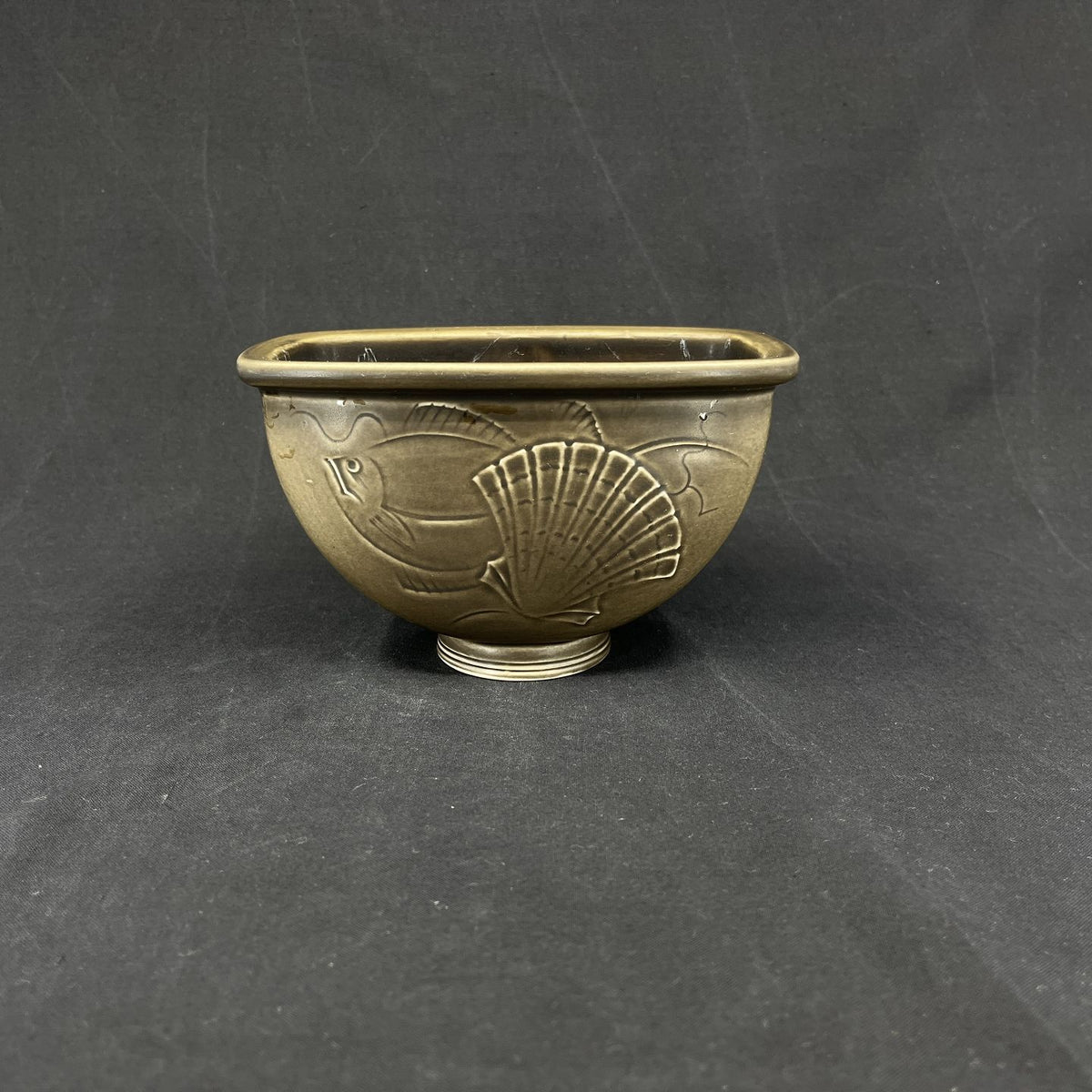 Aluminia Solbjerg oval bowl with fish