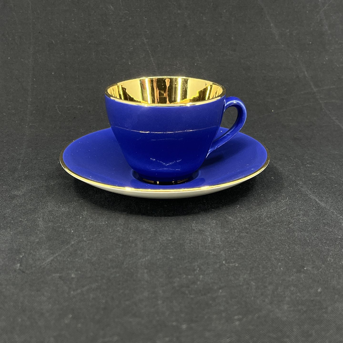 Dark blue Confetti with gold espresso cup